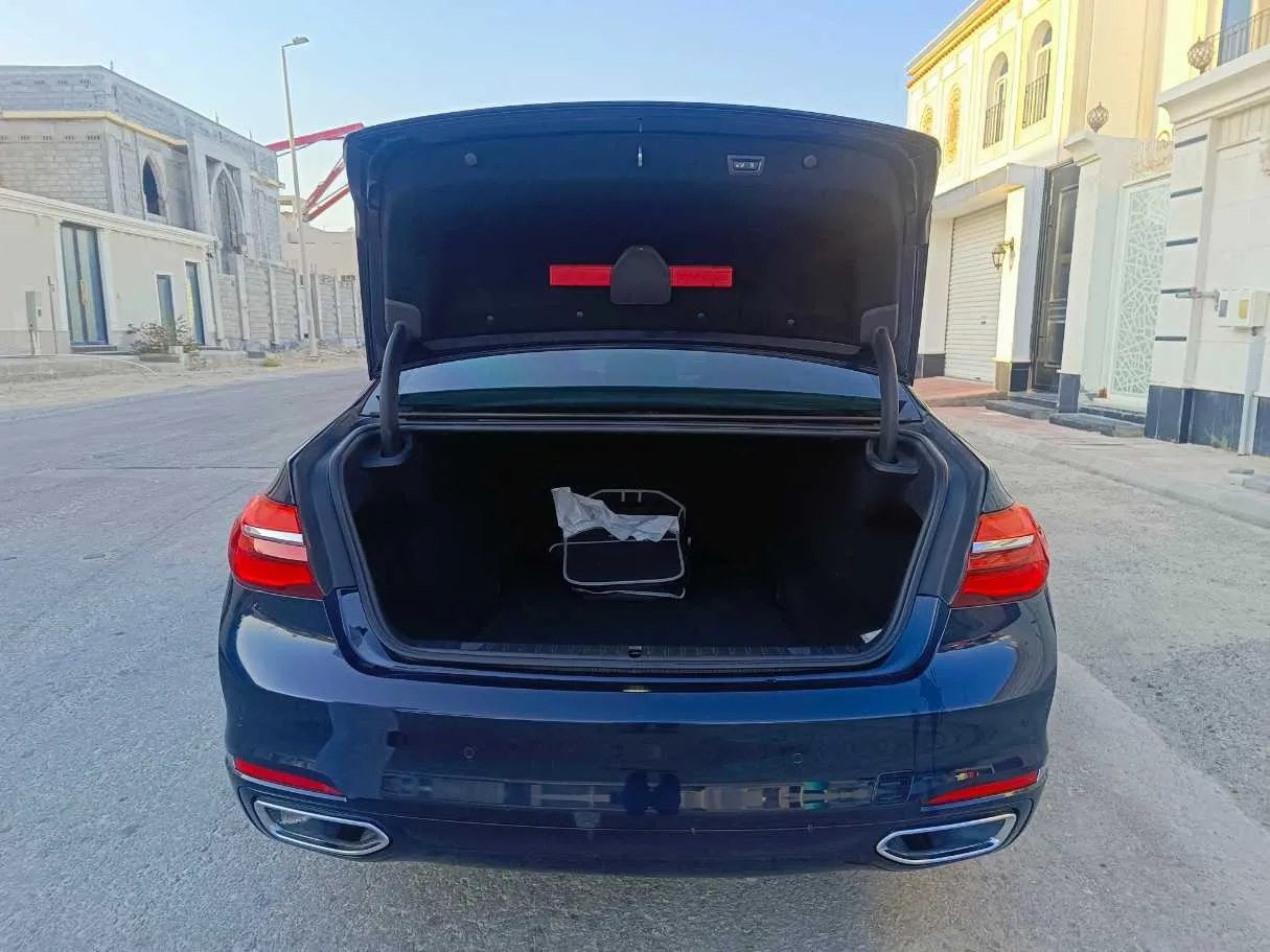 Car image 31