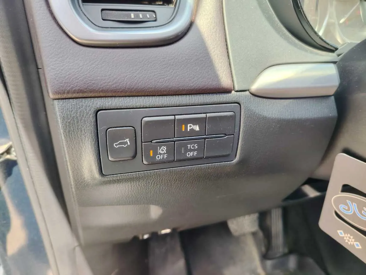 Car image 39