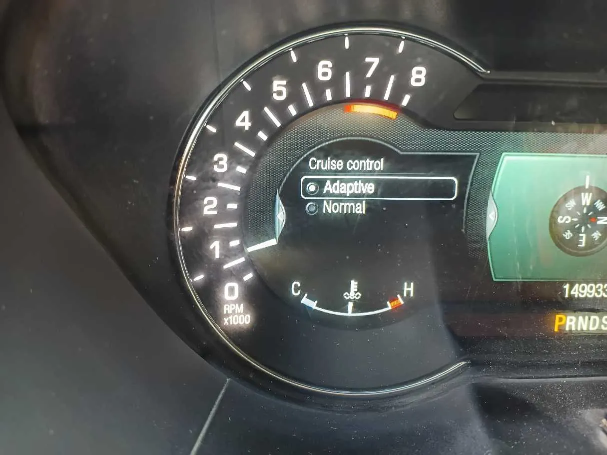 Car image 23