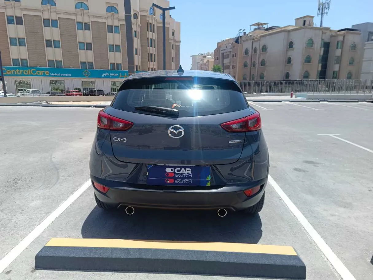 Car image 6