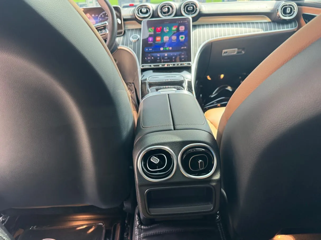 Car image 22