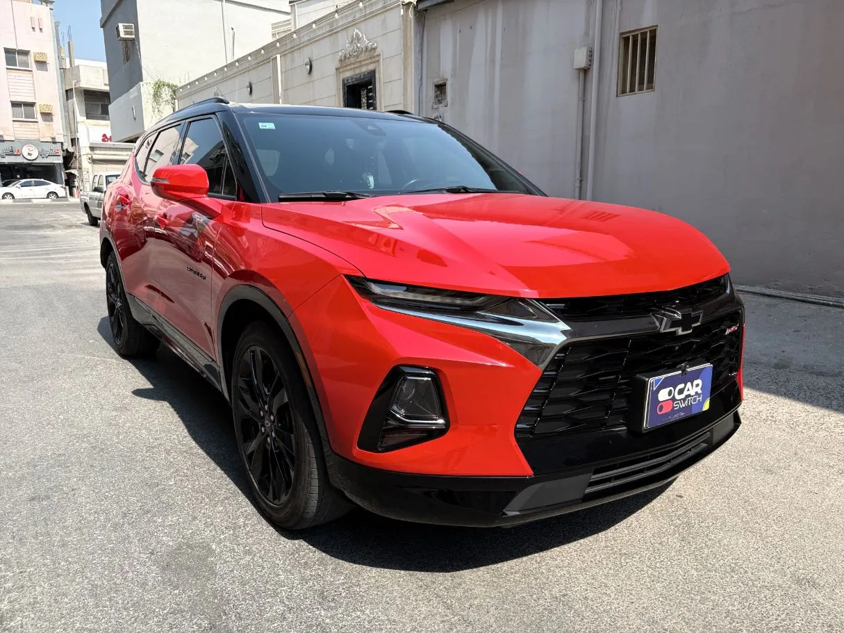Car image 3