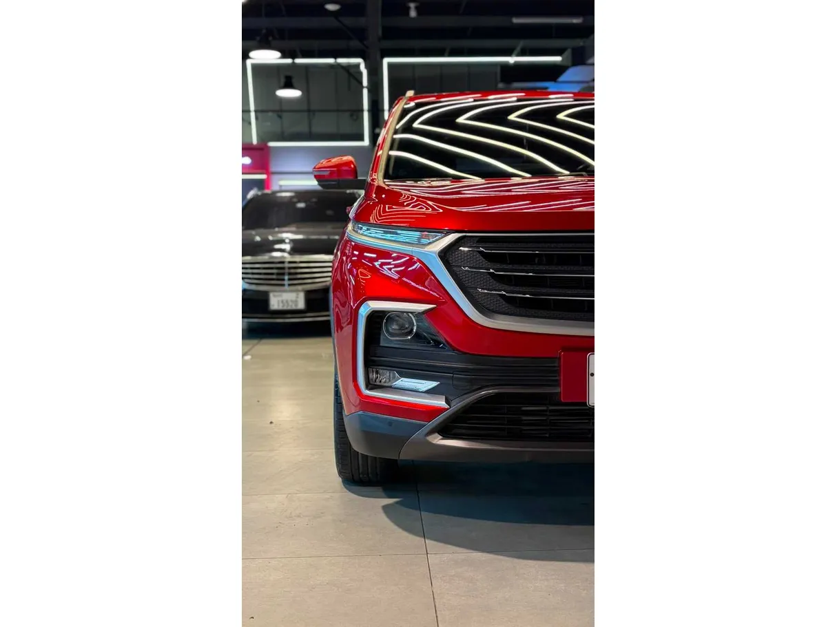 Car image 16