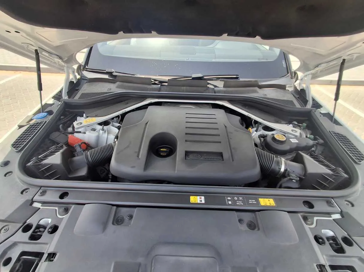 Car image 20