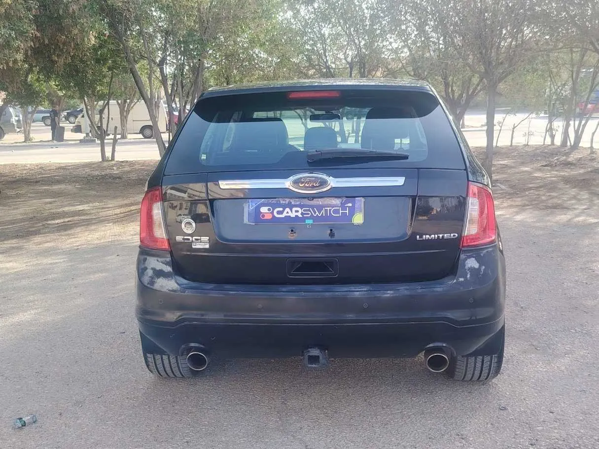 Car image 6