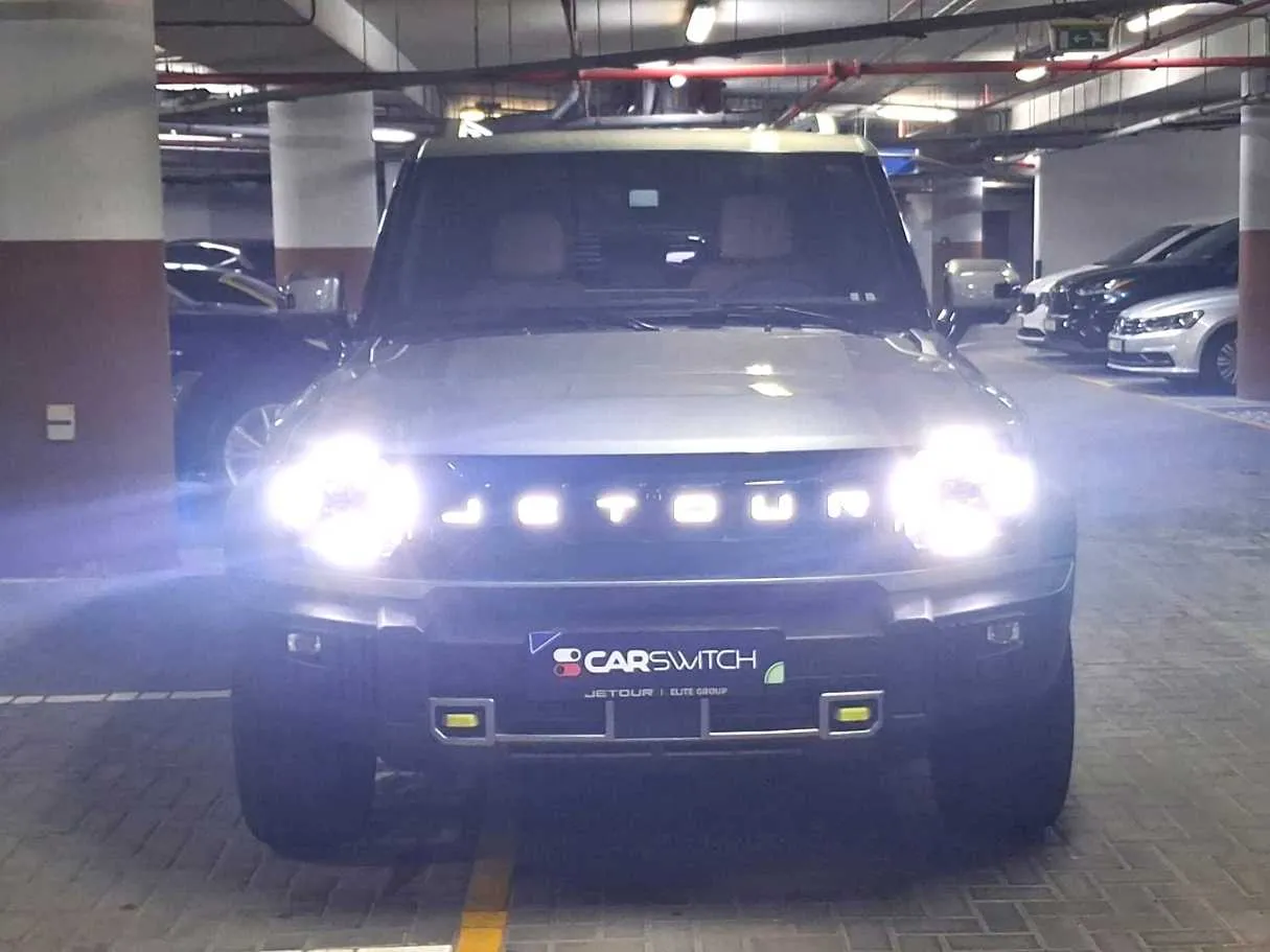 Car image 2