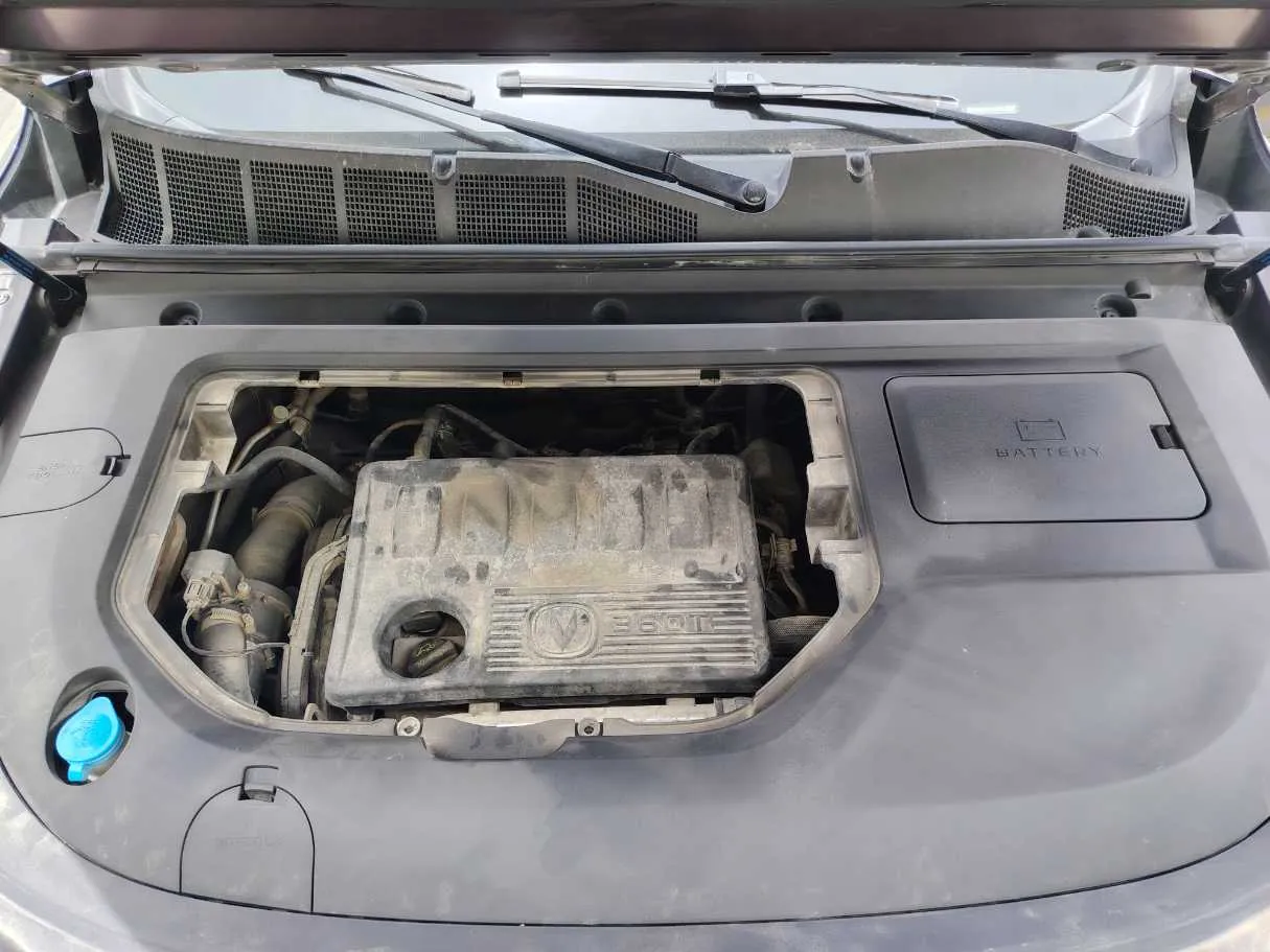 Car image 33