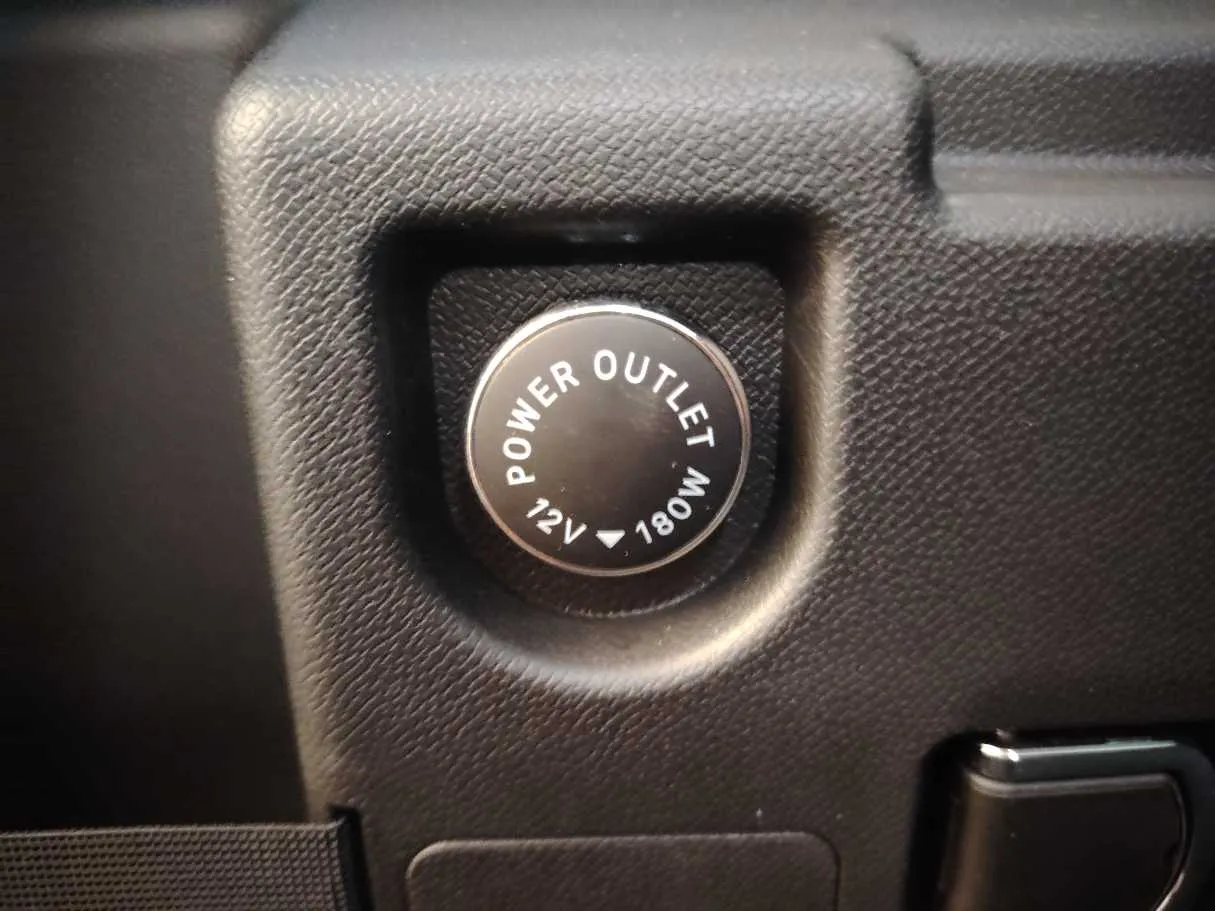 Car image 31