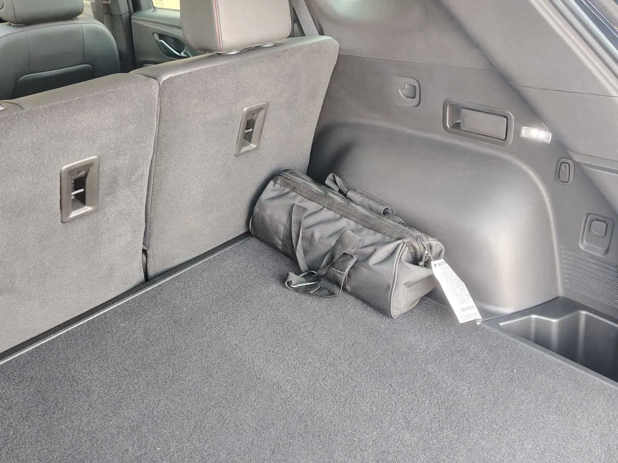 Car image 29