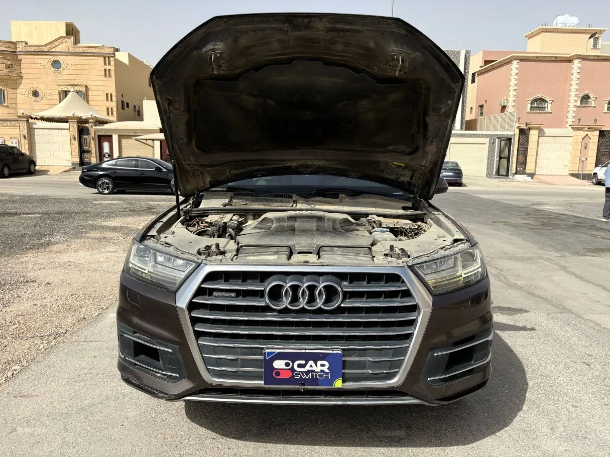 Car image 28