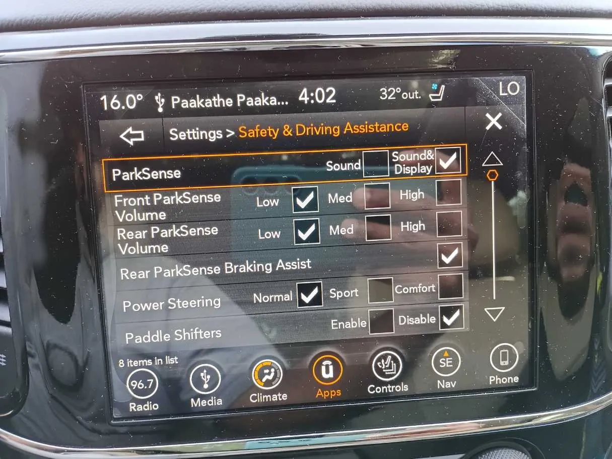 Car image 21