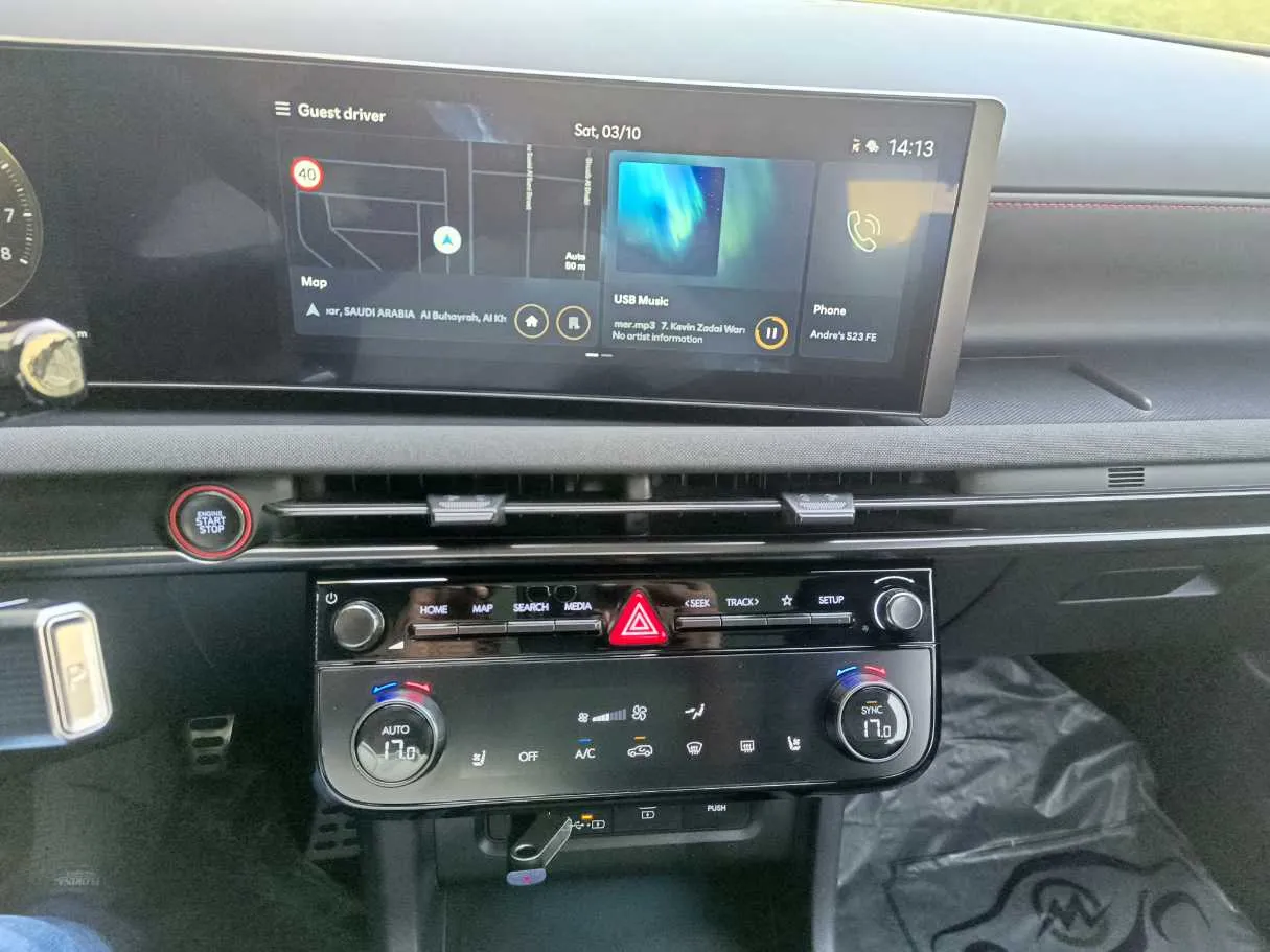 Car image 22