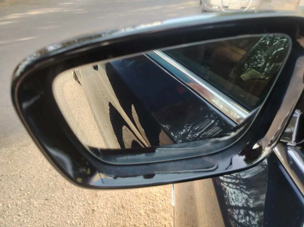 Car image 46