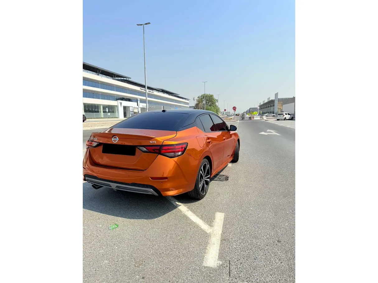 Car image 8