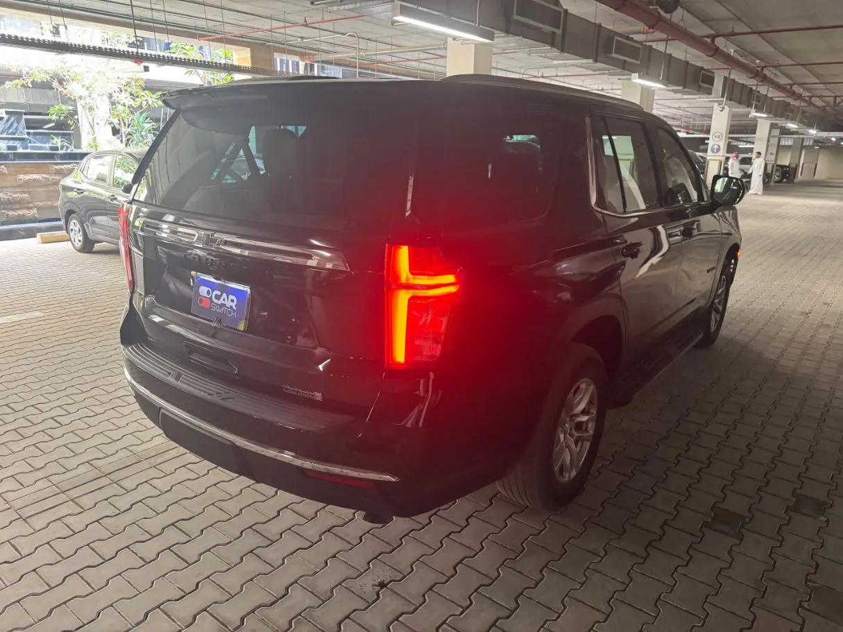Car image 5