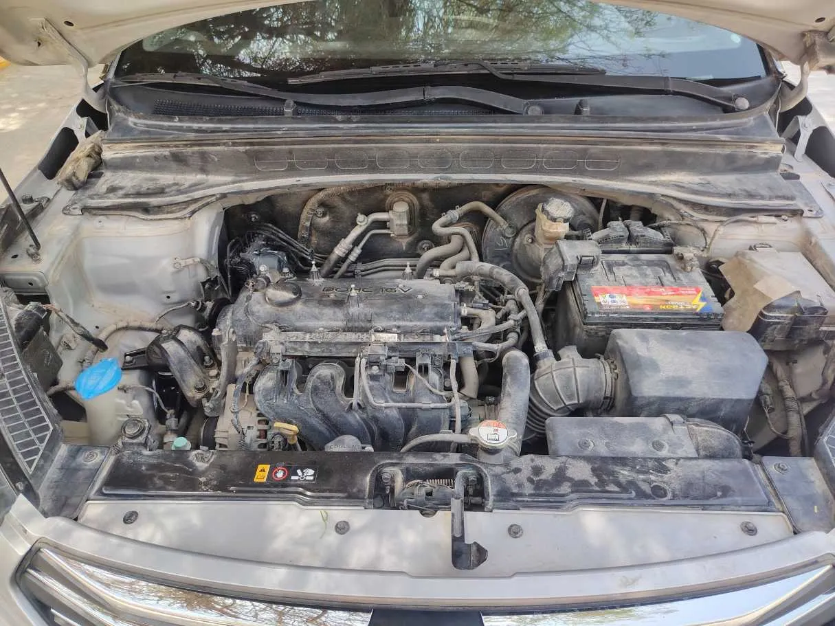 Car image 30