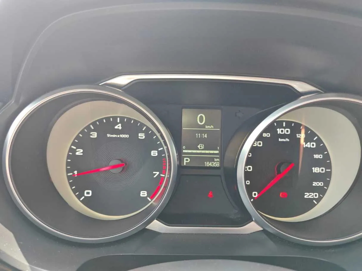 Car image 20