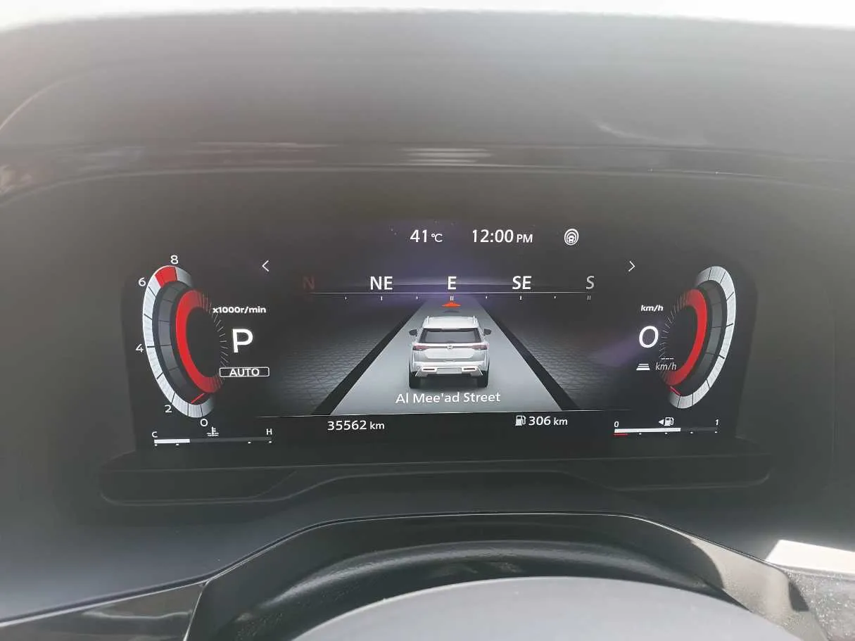 Car image 26