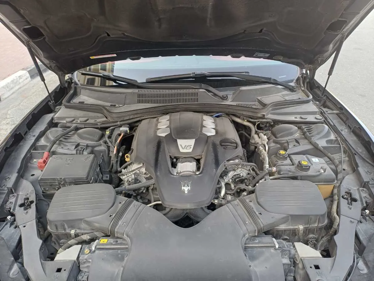 Car image 26
