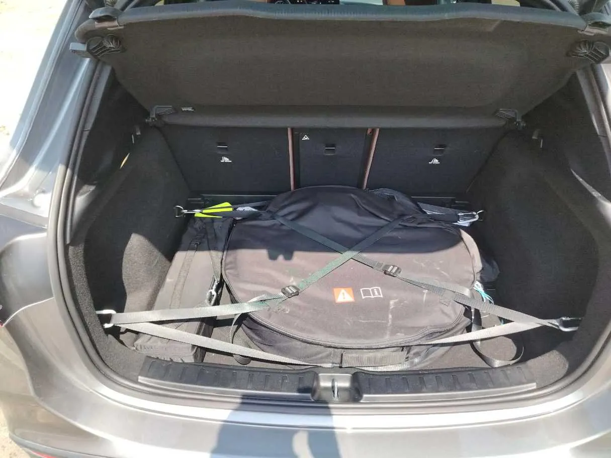 Car image 29