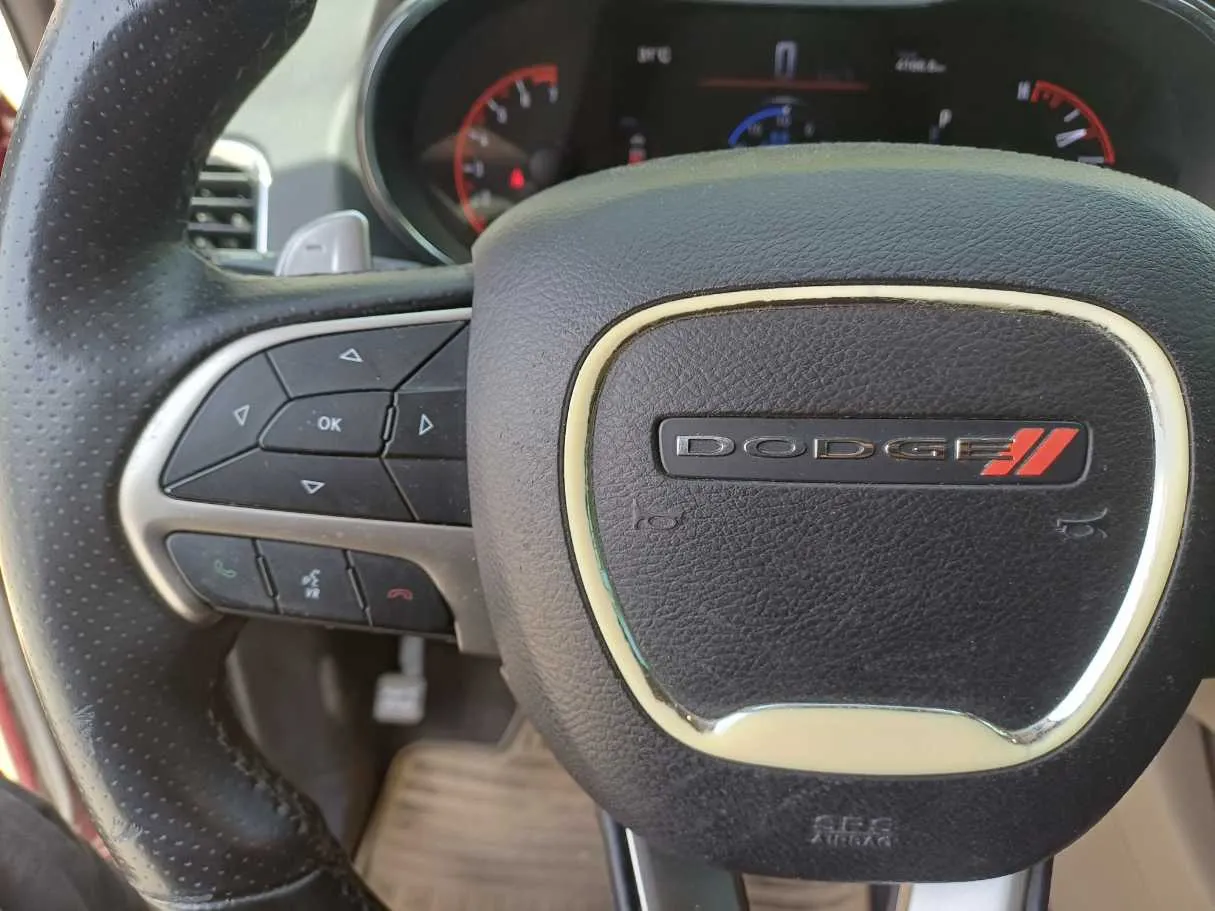 Car image 22