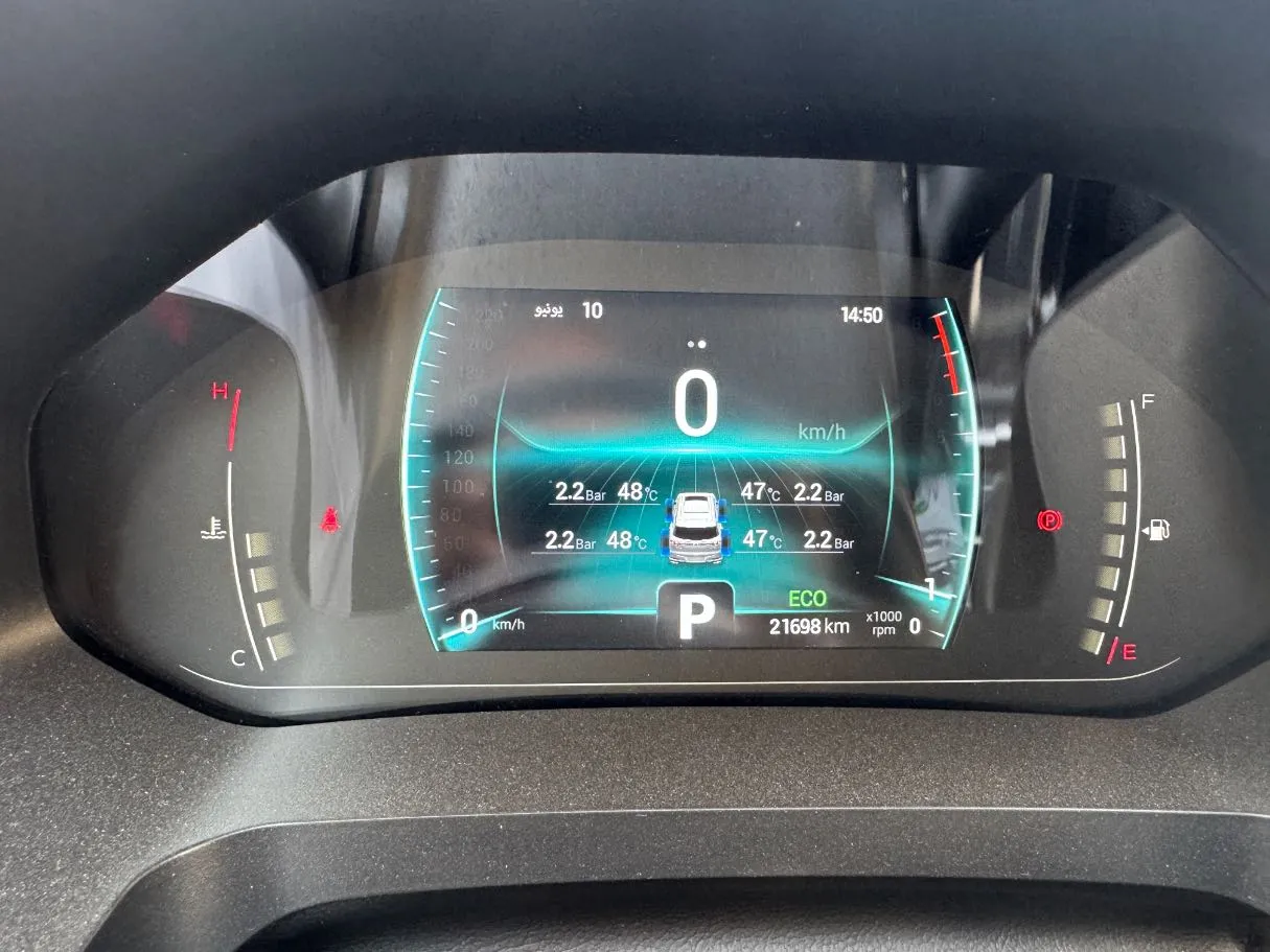 Car image 18