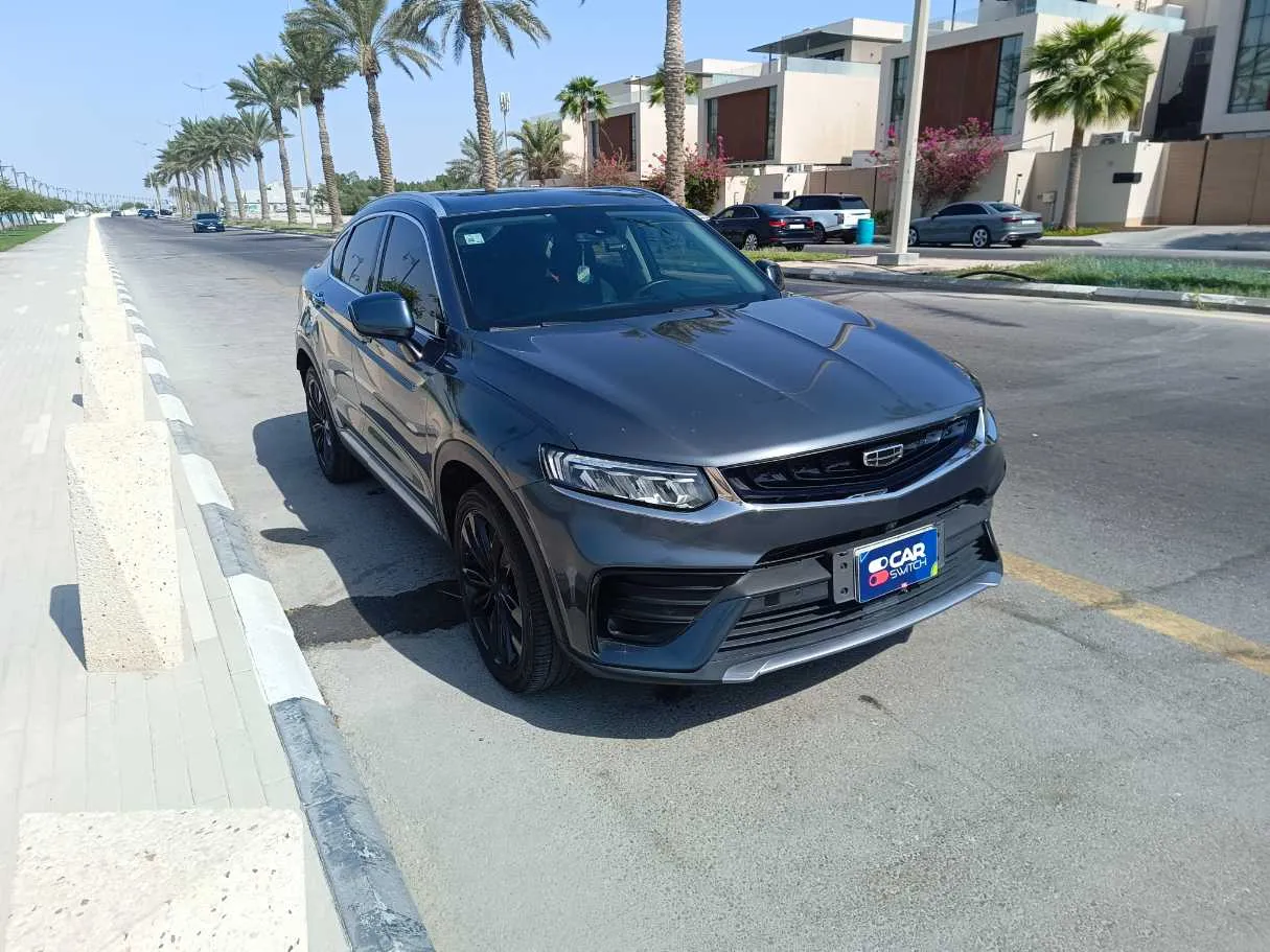 Car image 3
