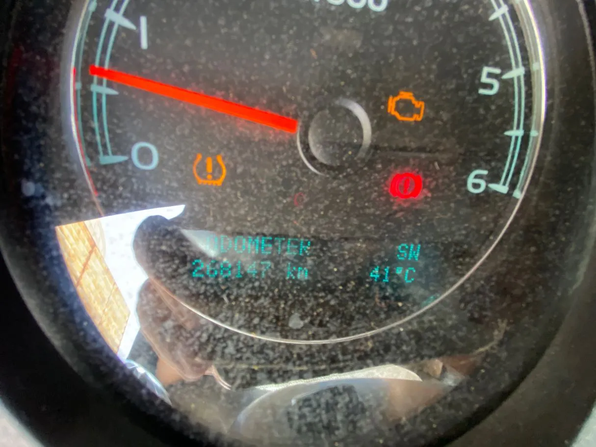 Car image 18