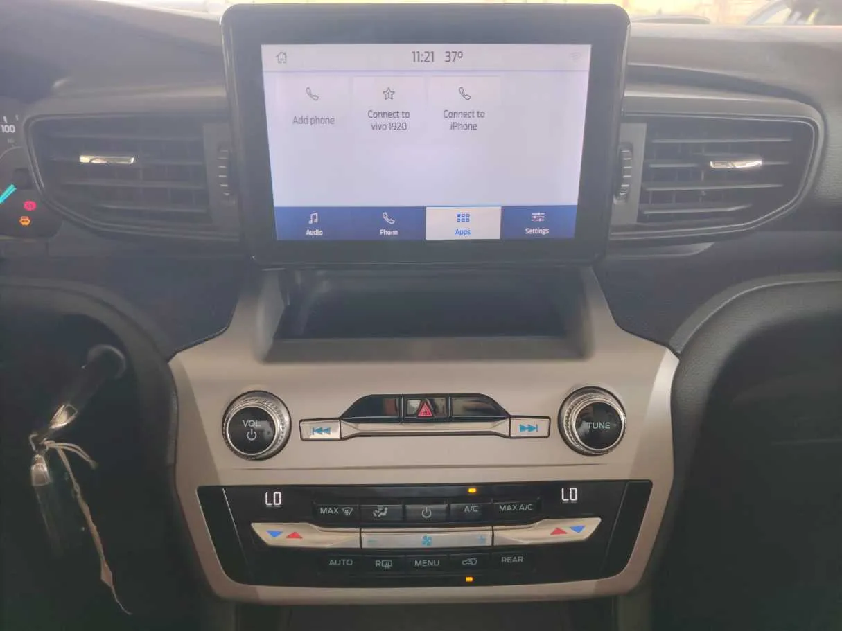 Car image 22