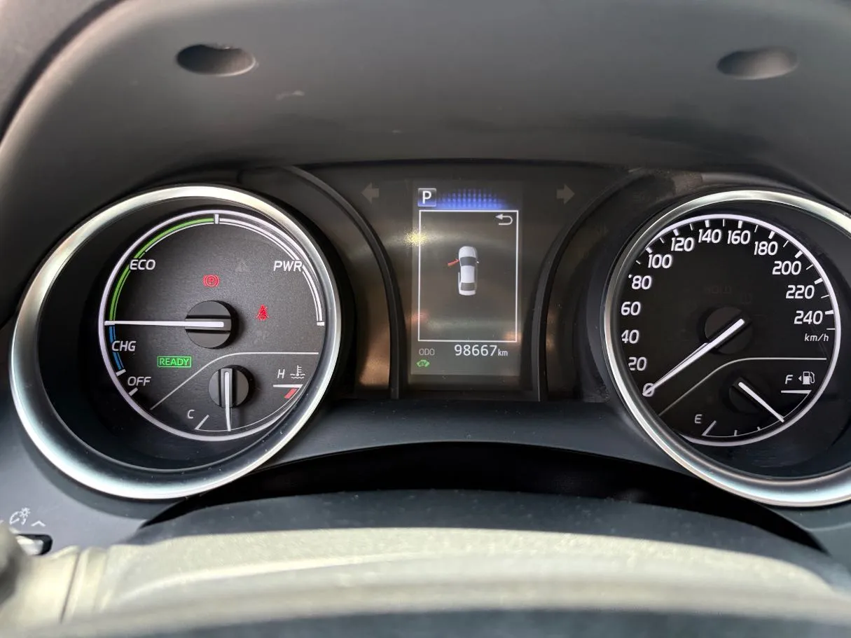 Car image 23