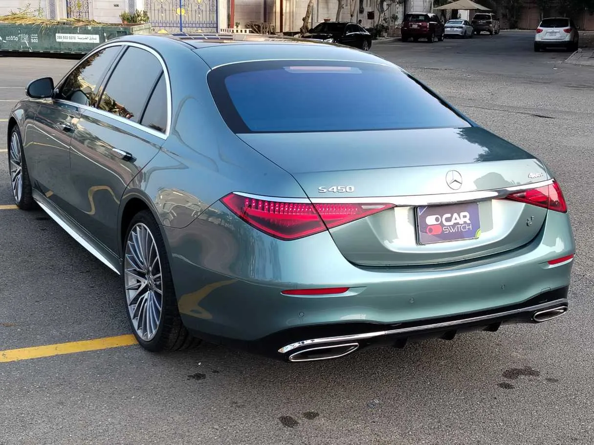 Car image 7
