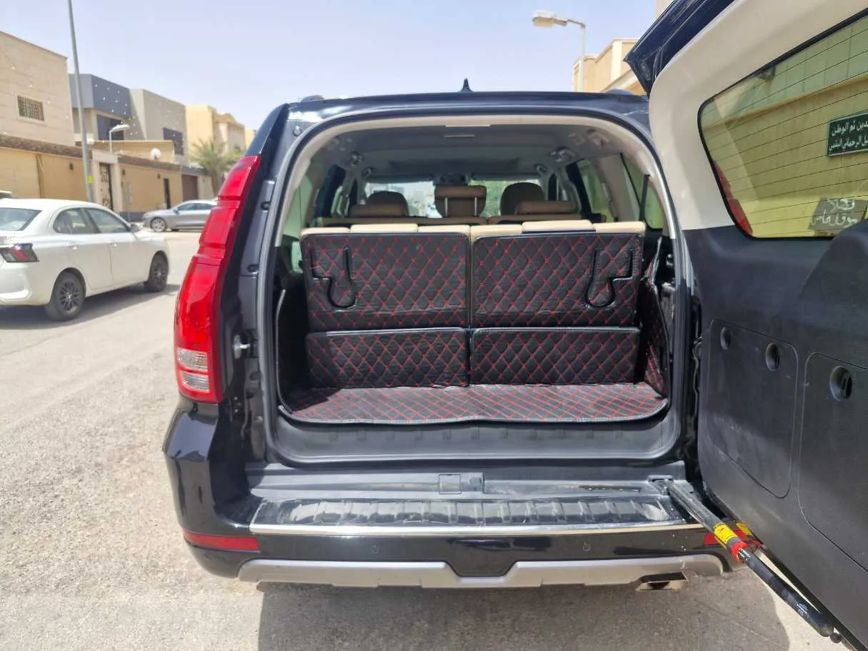 Car image 22