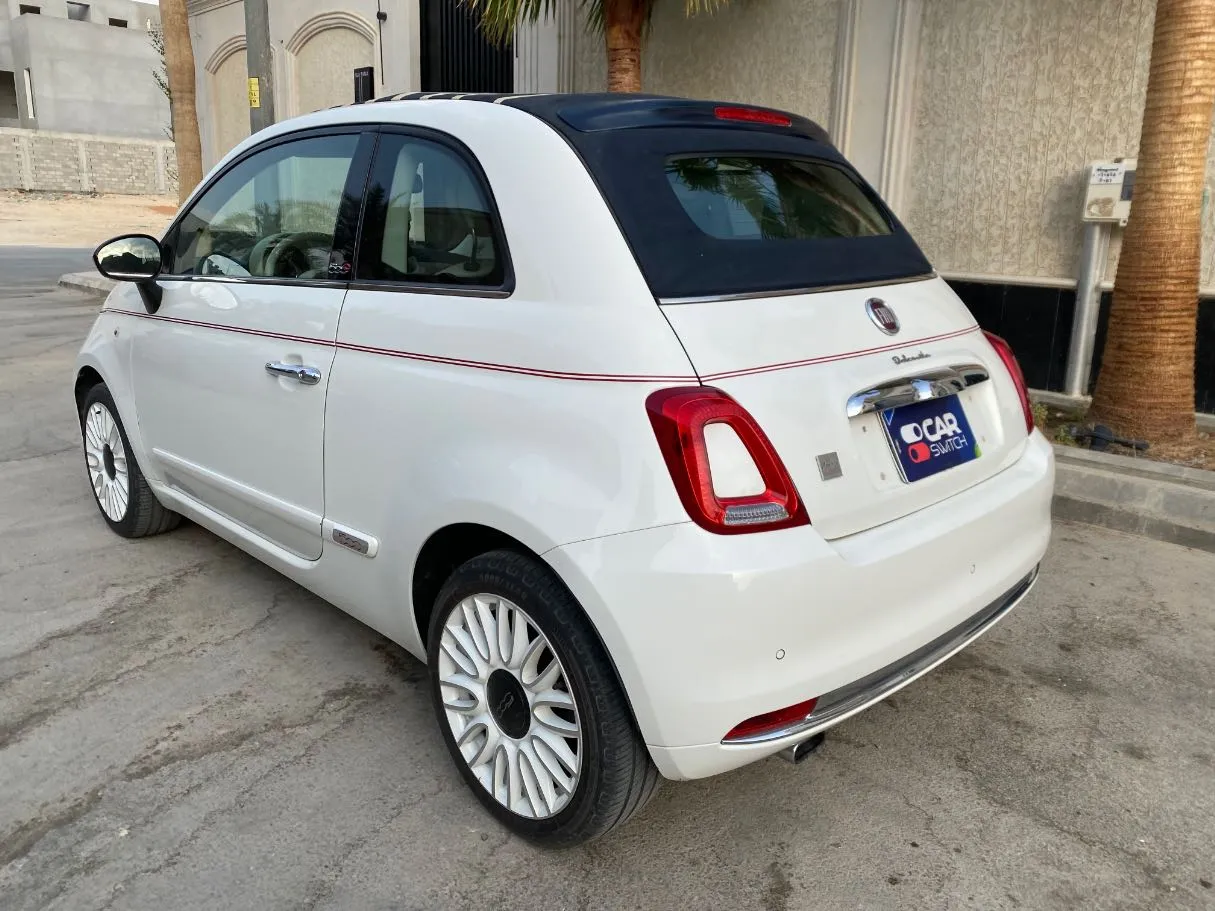 Car image 7