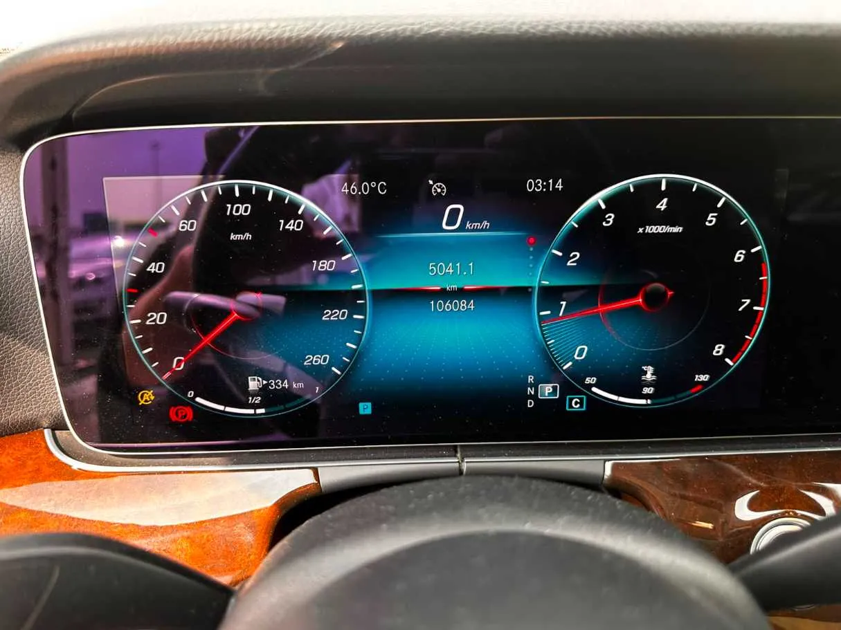 Car image 23