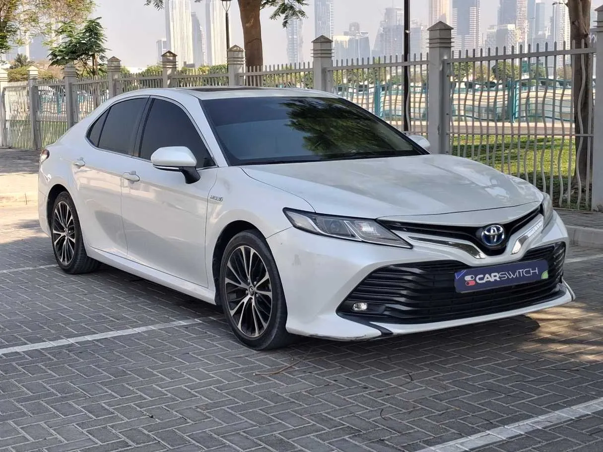 Car image 3
