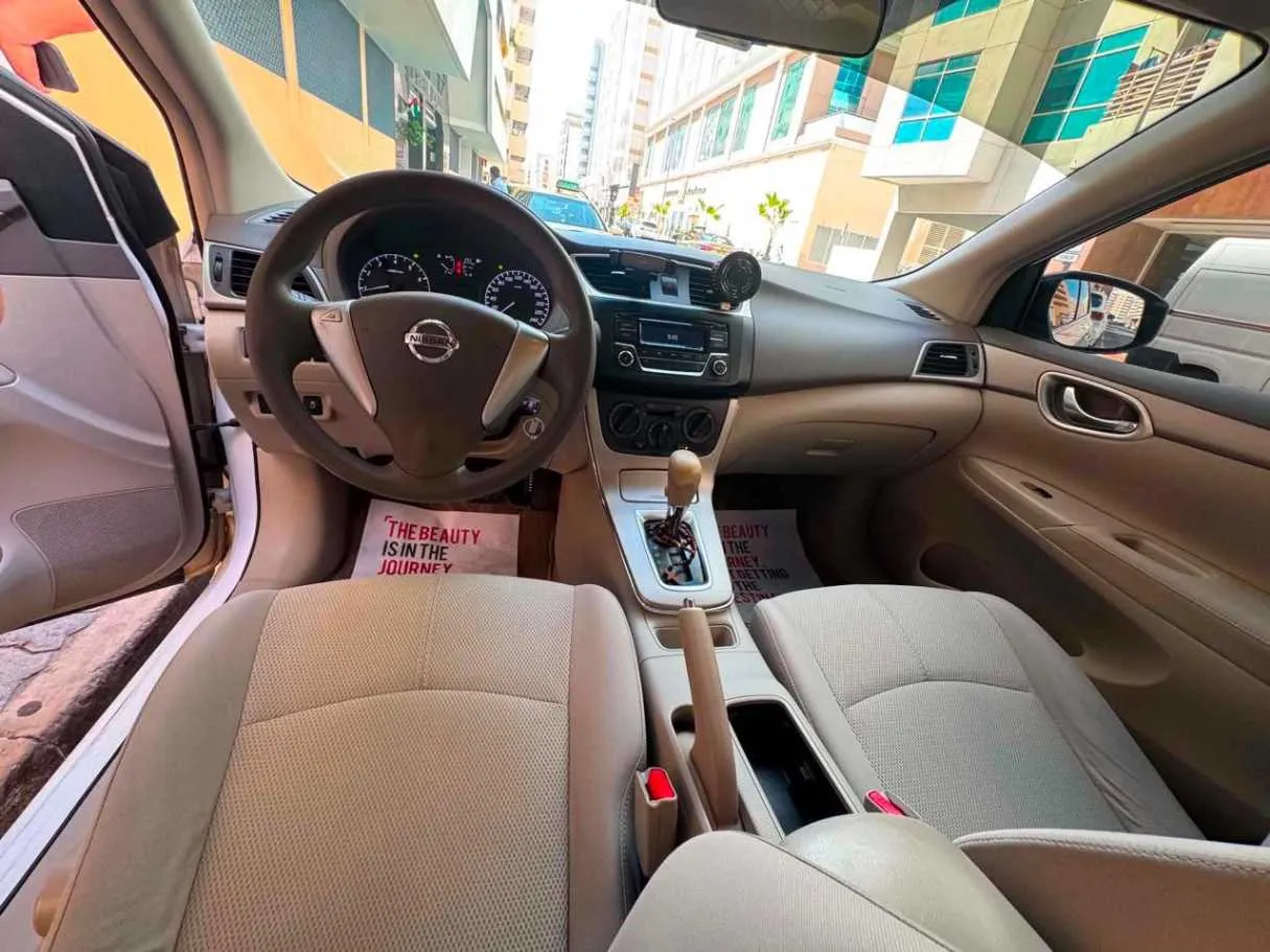 Car image 33
