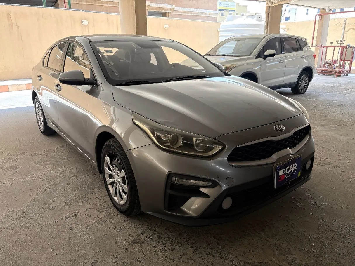 Car image 3