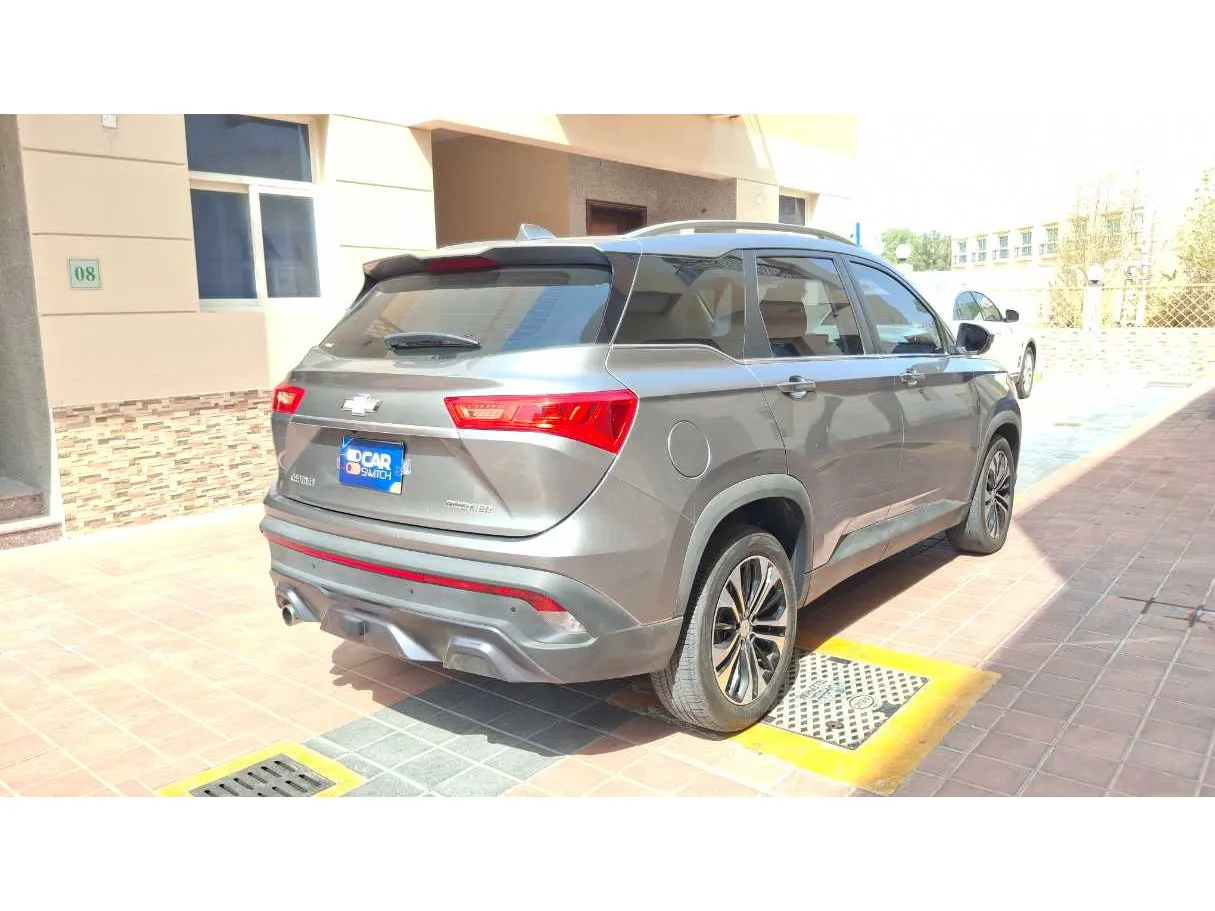 Car image 6