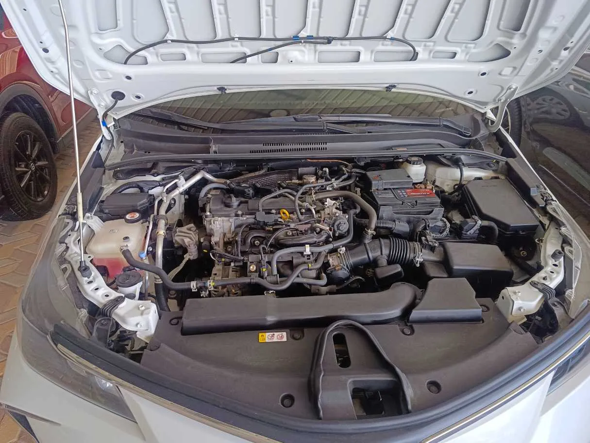 Car image 21