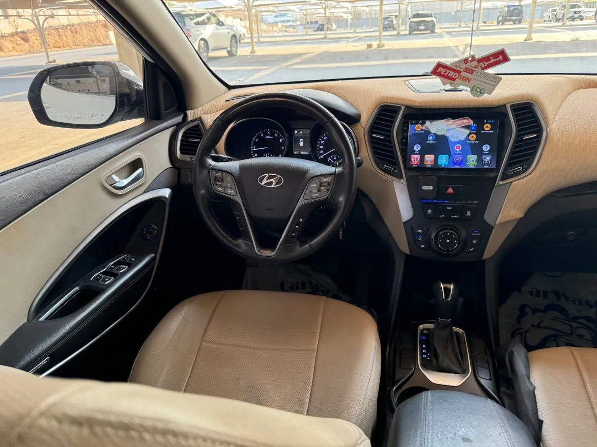 Car image 17