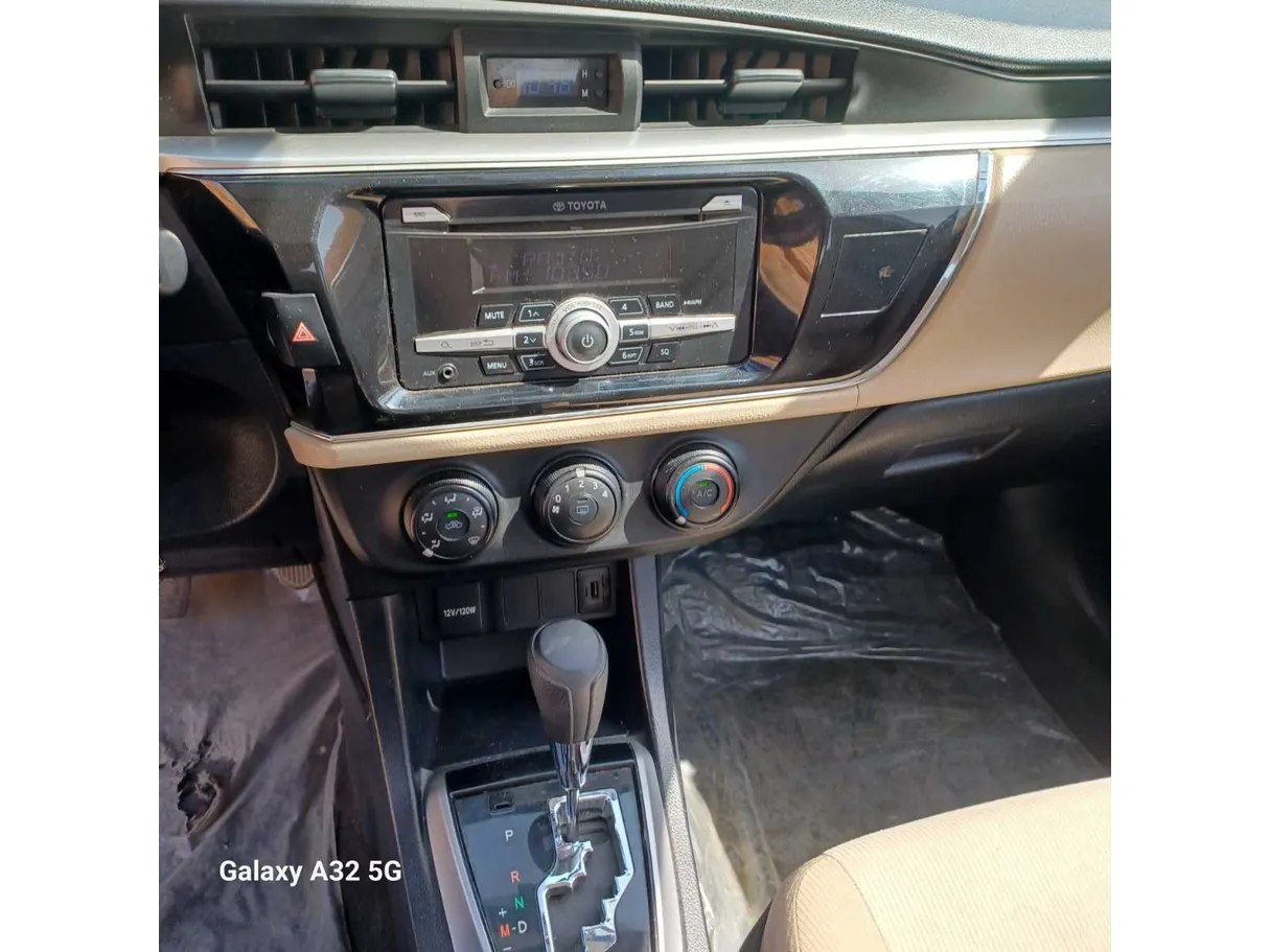 Car image 18