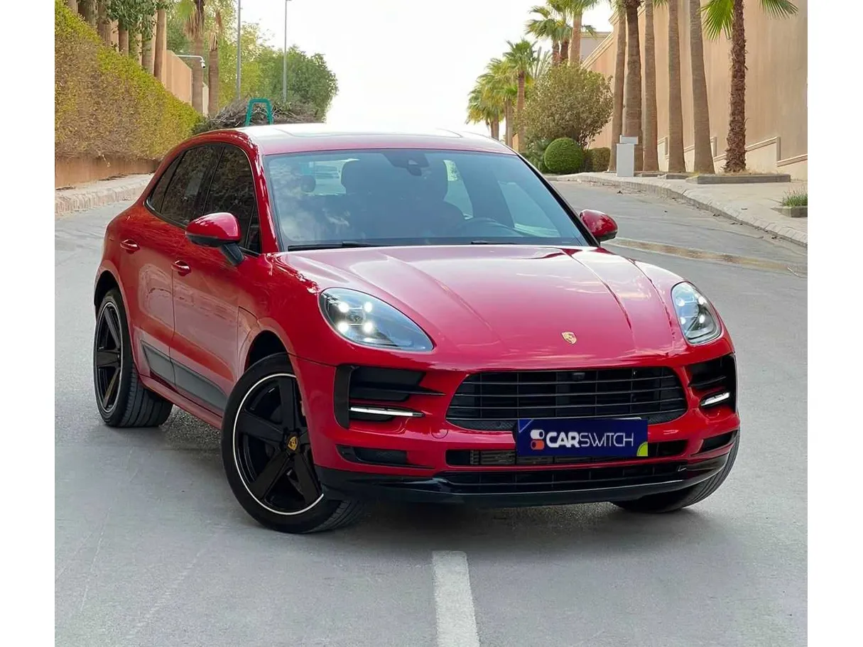 Car image 5