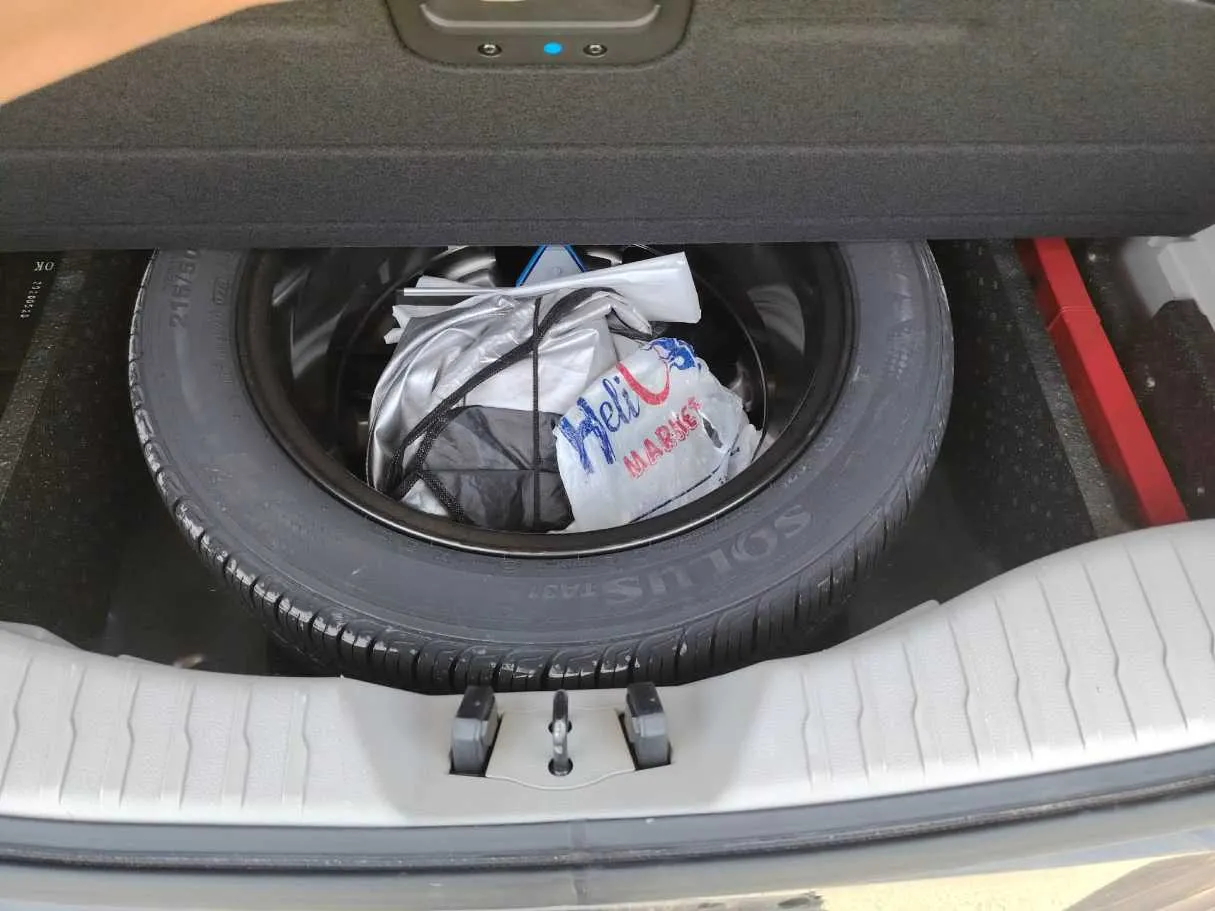 Car image 39