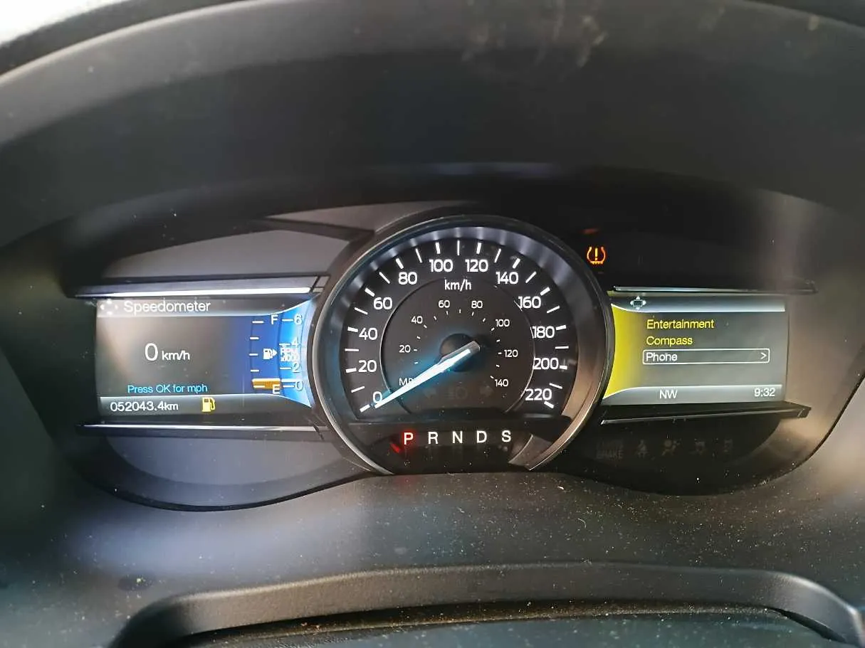 Car image 20