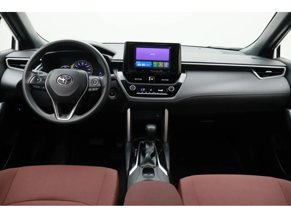 Car image 14