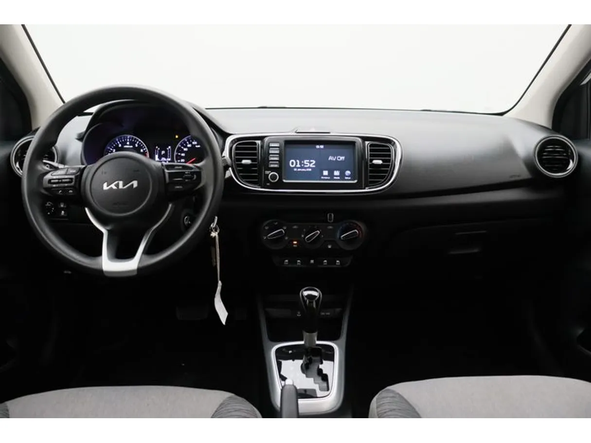 Car image 14