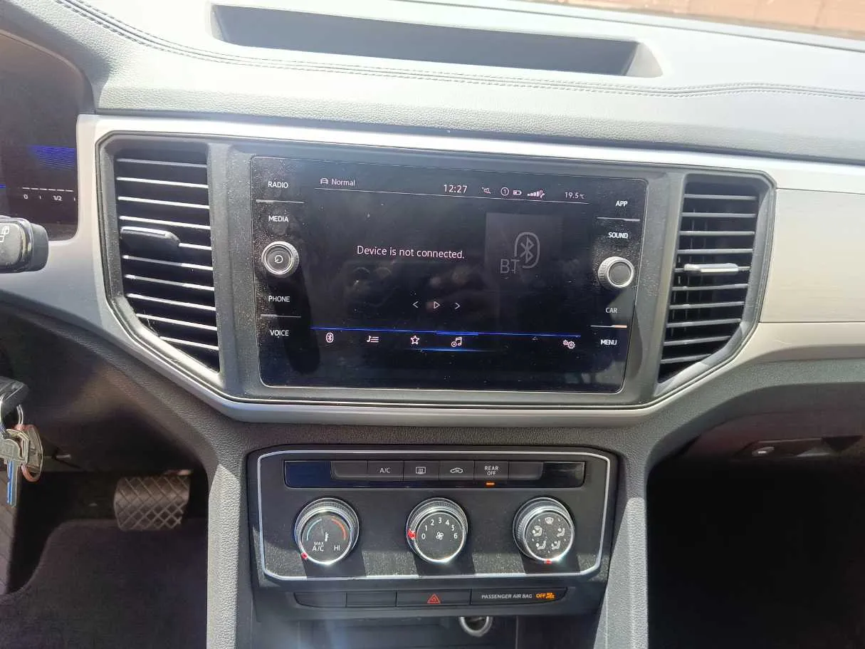 Car image 22