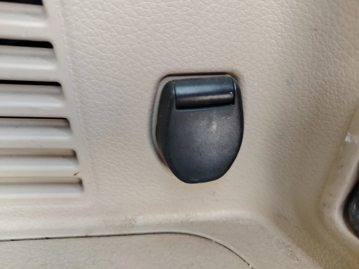 Car image 29