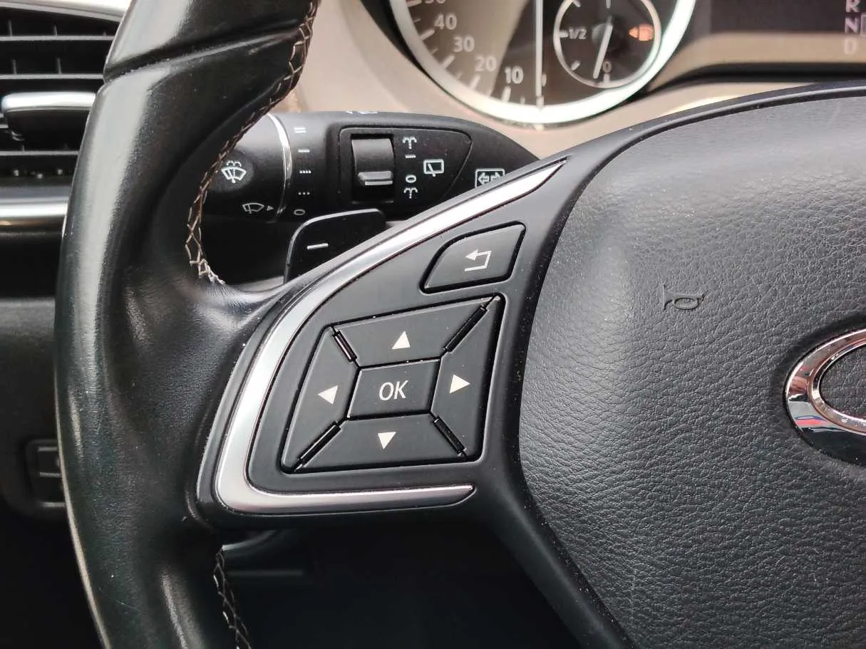 Car image 28