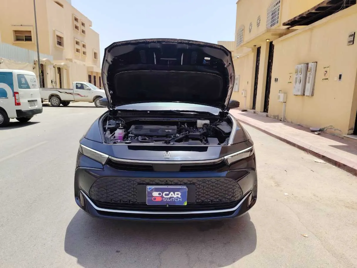 Car image 32